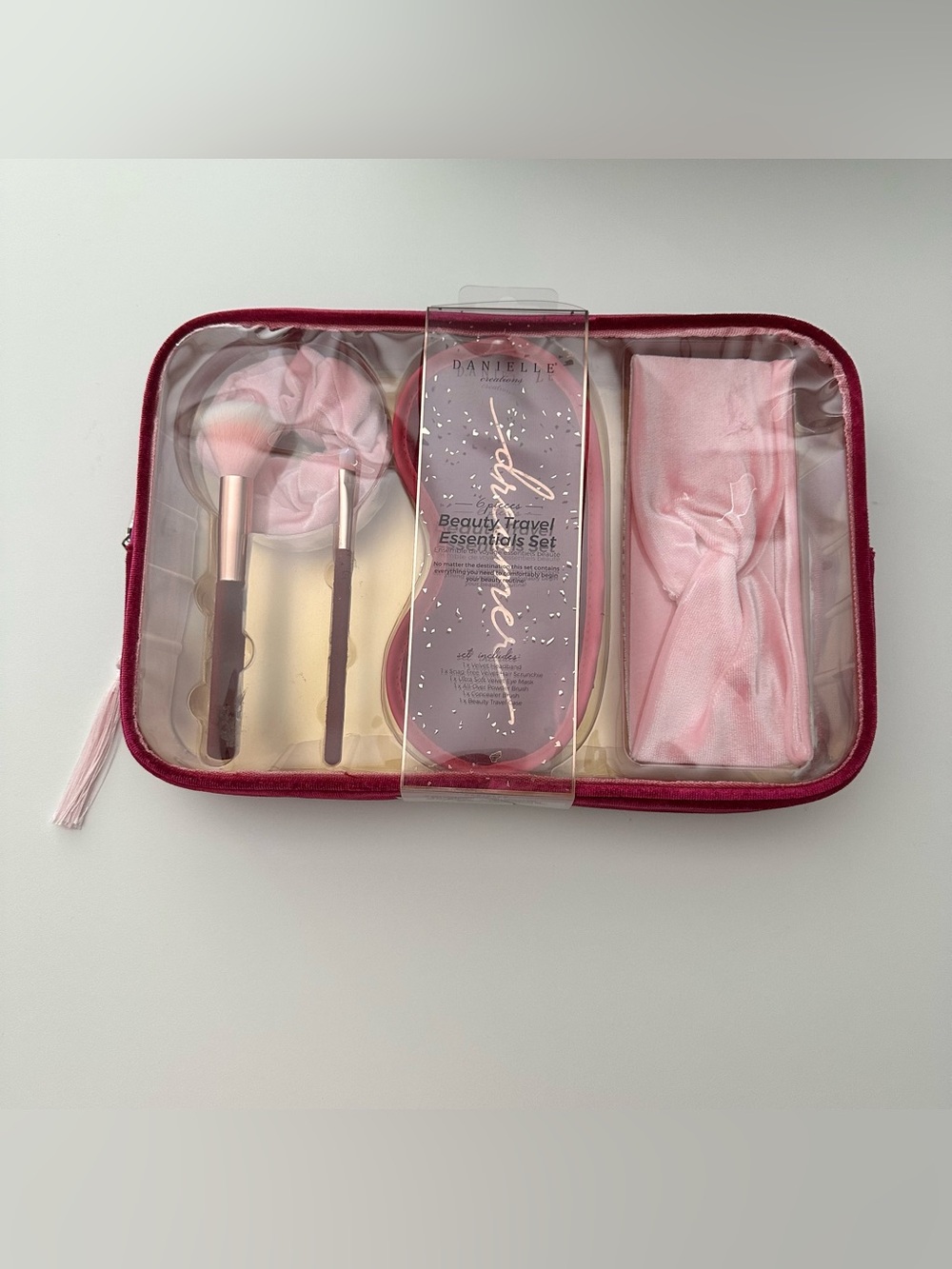 Beauty Travel Essentials Set - Pink